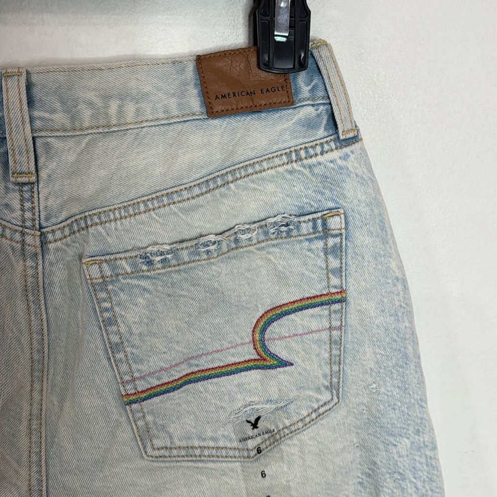 New American Eagle Rainbow embroidery High rise acid wash shorts light blue sz 6 - Picture 7 of 12